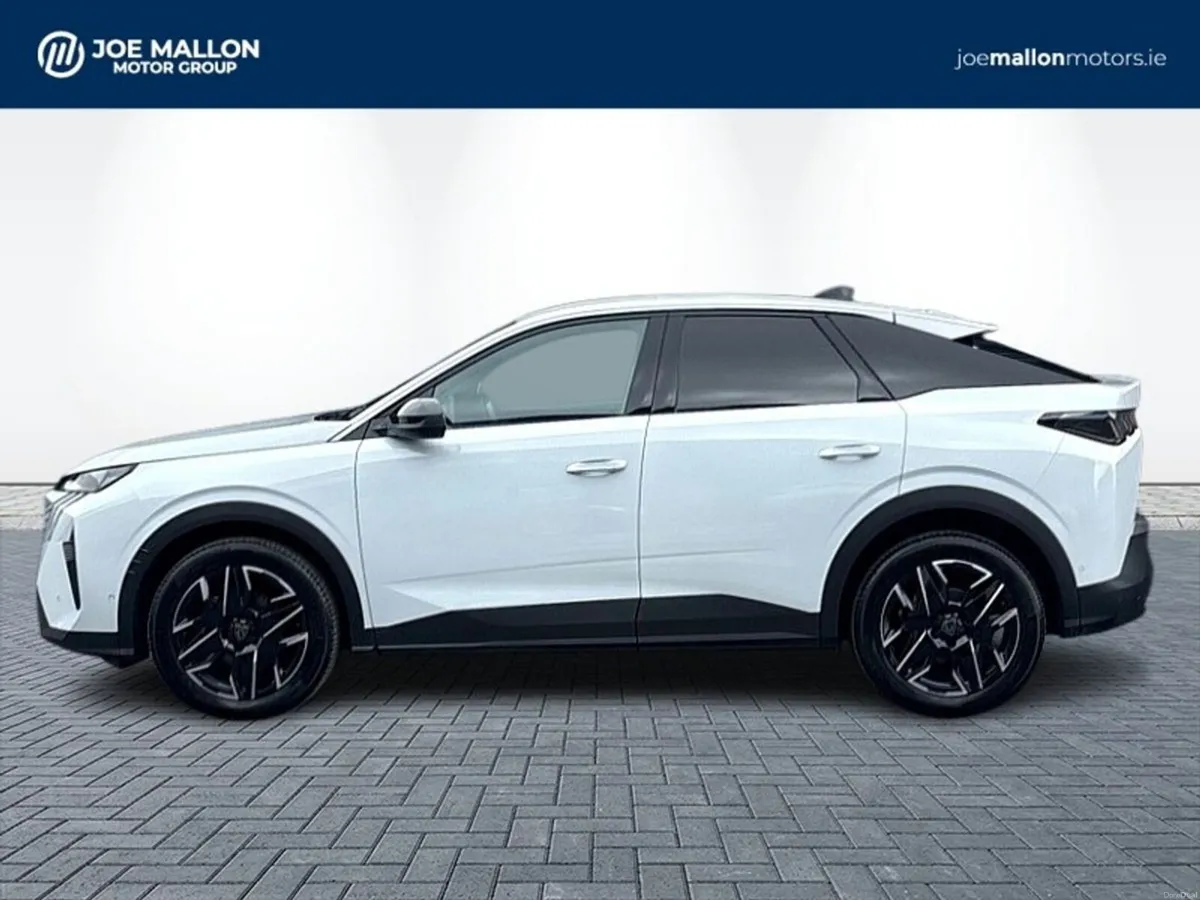 Peugeot 3008 1.2 MHEV 145bhp eDCS6 Allure ** Amazi - Image 4