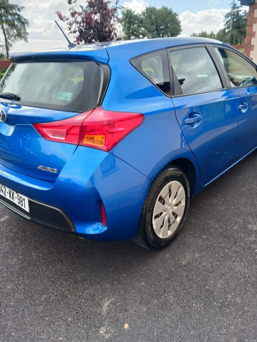 Toyota Auris 2014 - Image 5