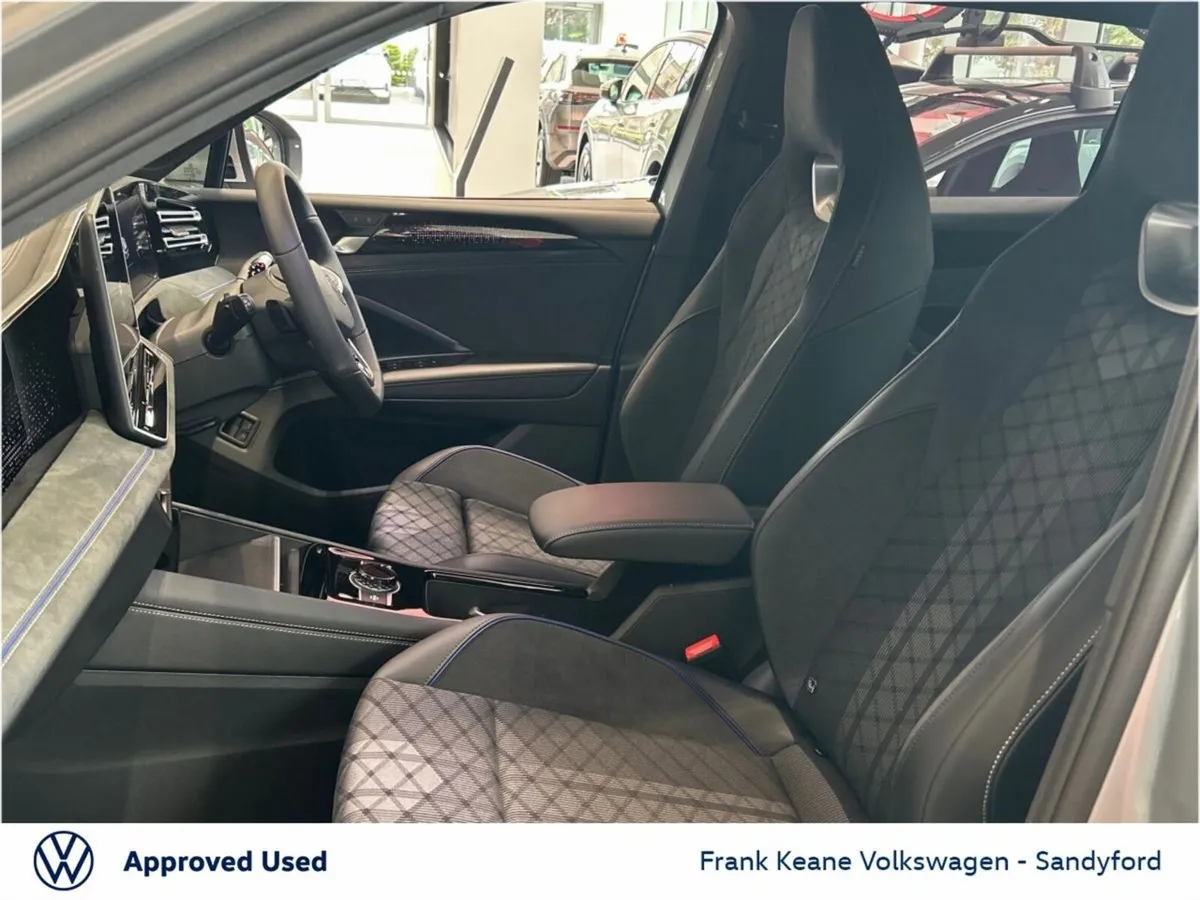 Volkswagen Tiguan *R-Line 75* 1.5 PHEV DSG 204HP @ - Image 4