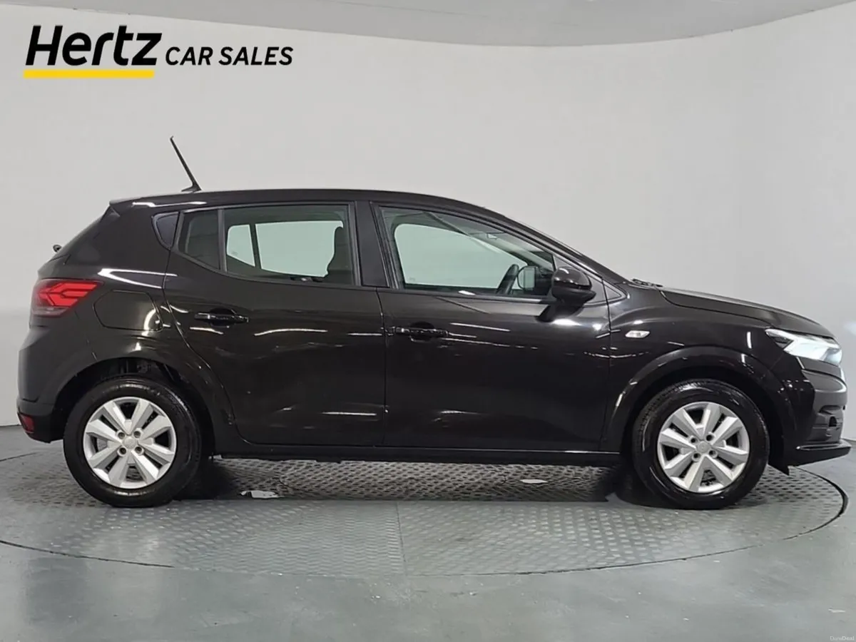 Dacia Sandero Expression 1.0 Petrol Automatic - Image 2