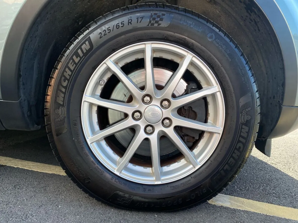 Land Rover Discovery Sport 2.0 TD4 - Image 5