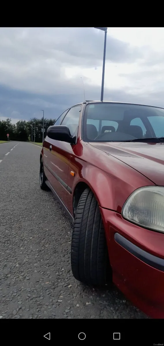 Honda Civic 1.5i LS VTEC - Image 6