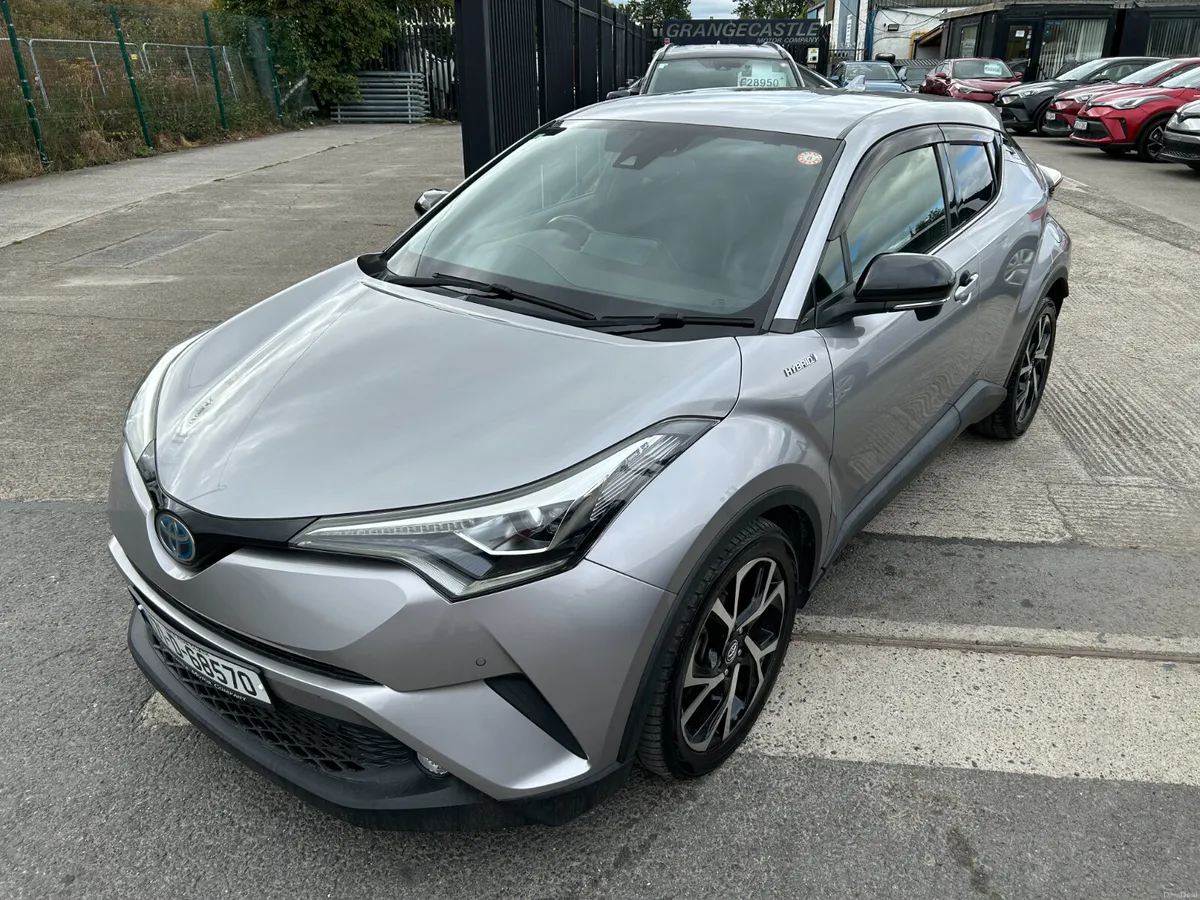 TOYOTA CHR 2017, 1.8 HYBRID AUTO HIGH SPEC LOW KMS - Image 2