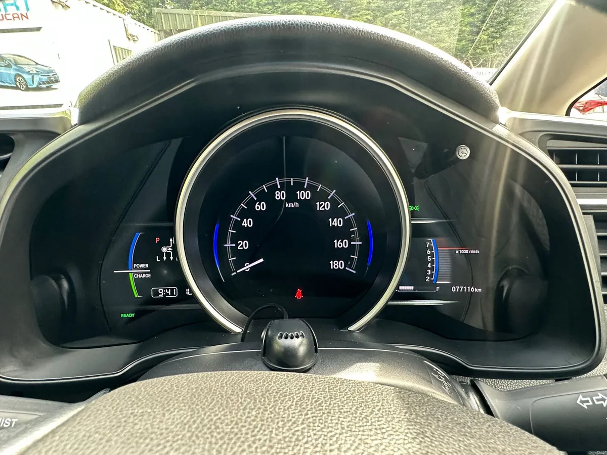 HONDA FIT 2018 78000 KM LEATHER TOPSPECS - Image 6