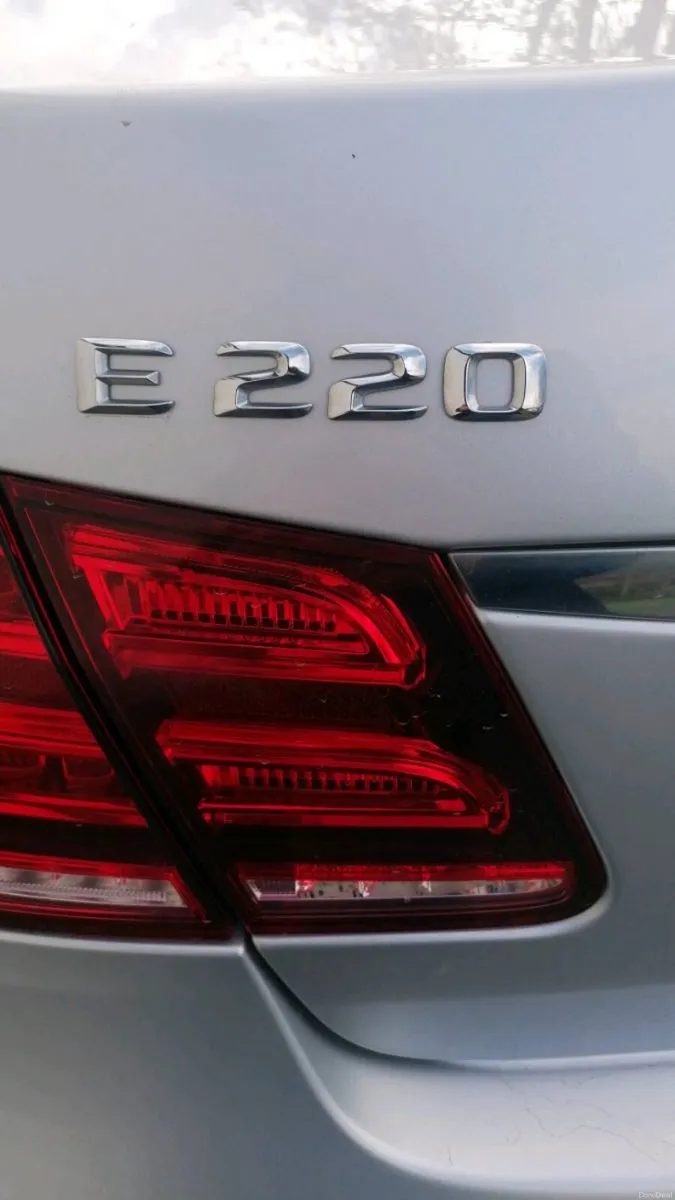 Mercedes E-class - Image 2
