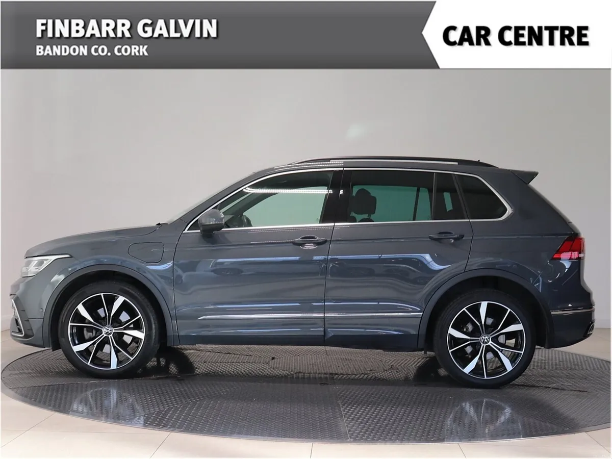 VW  Tiguan 1.4 TSI PHEV 245HP R-Line DSG - Image 3