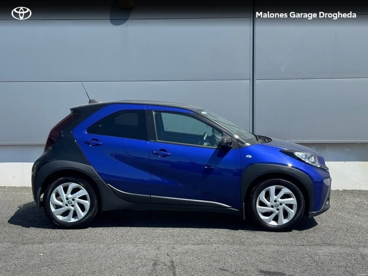 Toyota Aygo X 1.0 - Image 3