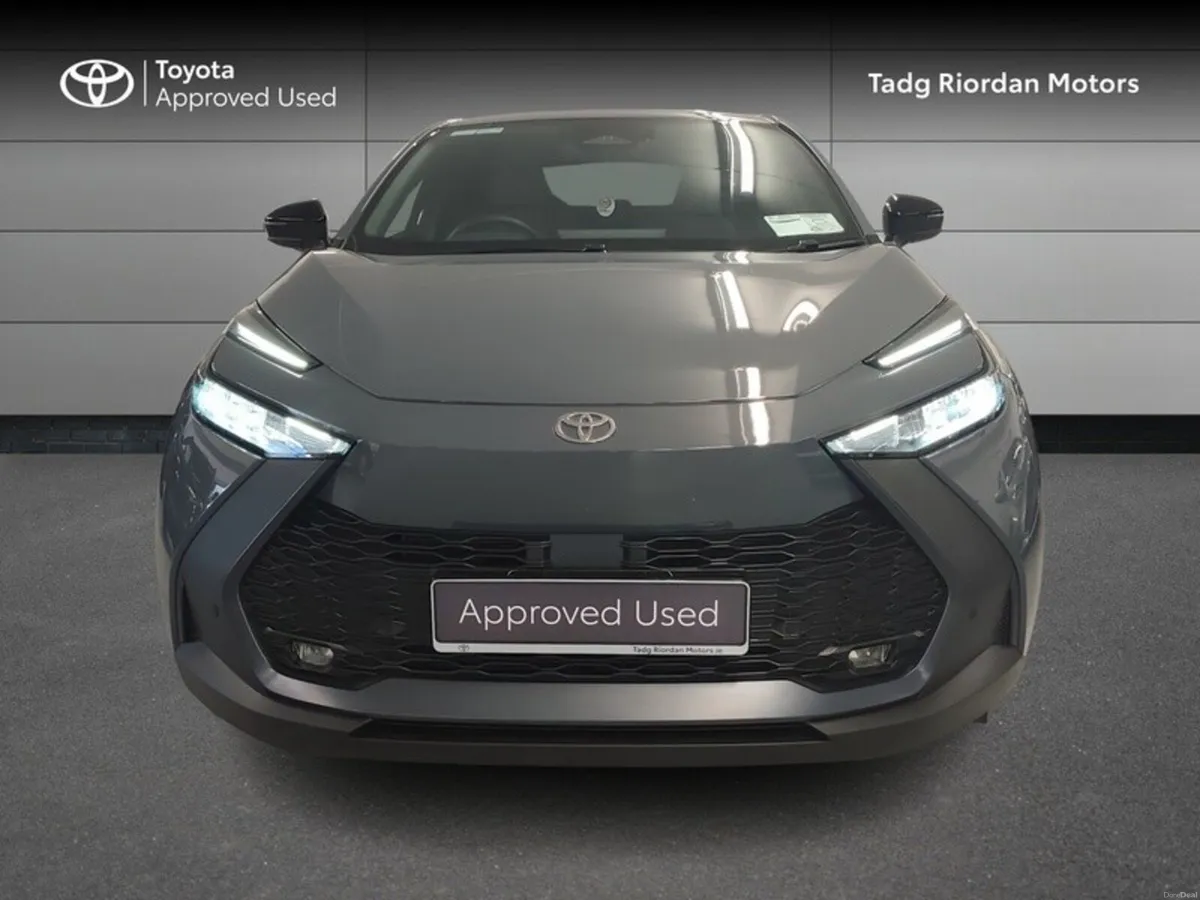 Toyota C-HR PHEV SPORT - Image 5