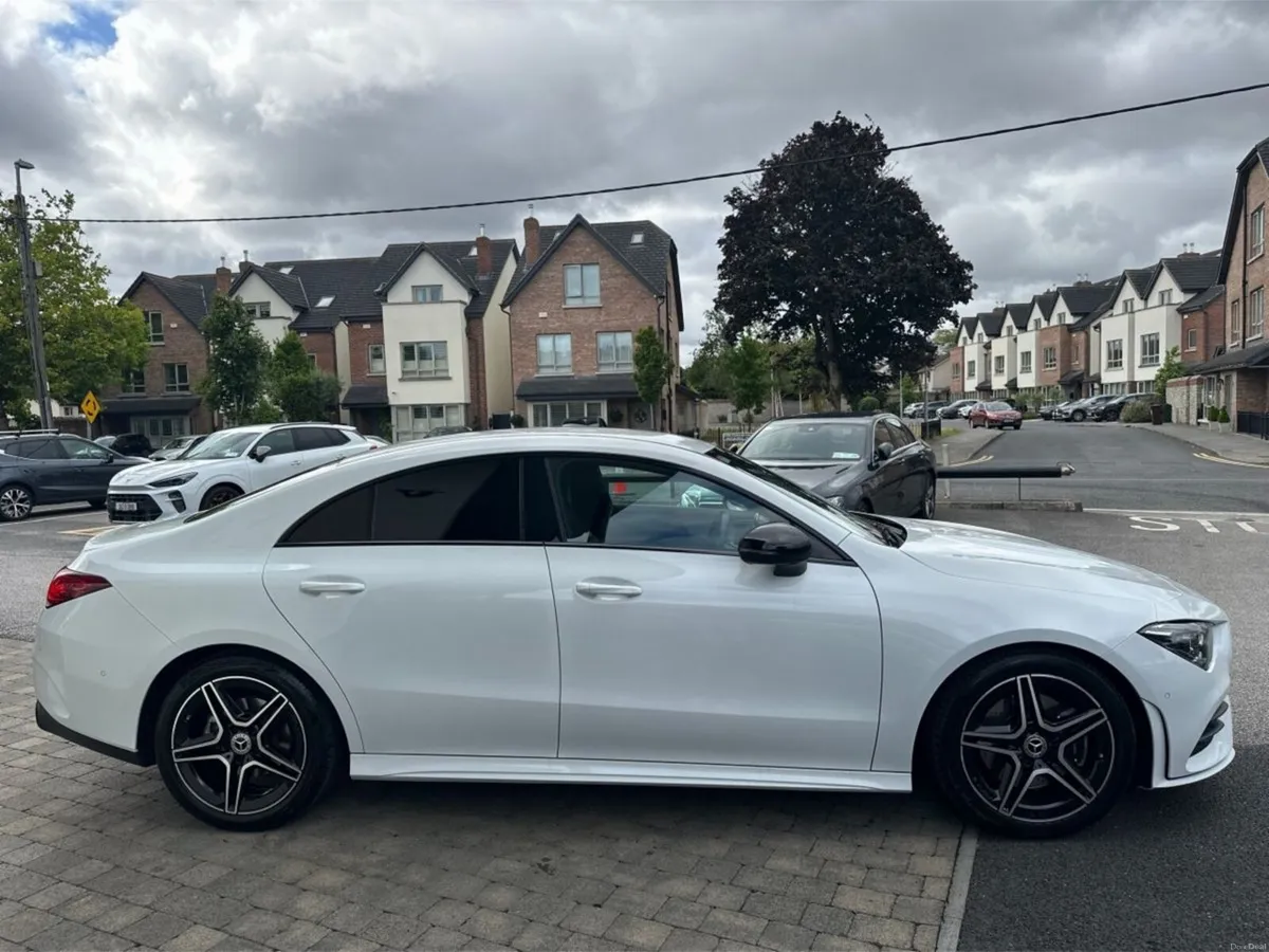 Mercedes-Benz CLA CLA 220d Coupe AMG Line - Image 4