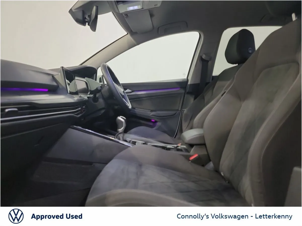 Volkswagen Golf Style 2.0 TDI 115HP *Great Spec* - Image 4