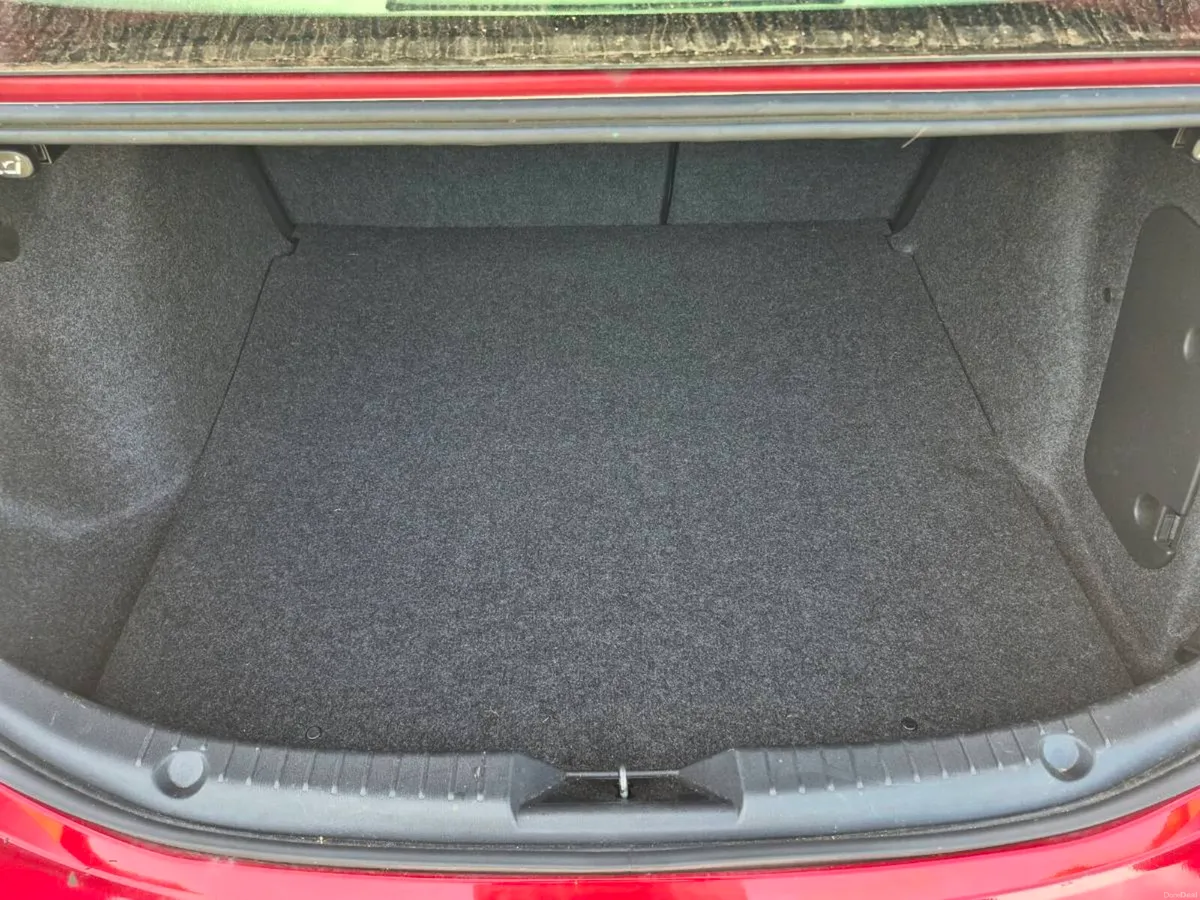 car - Image 5