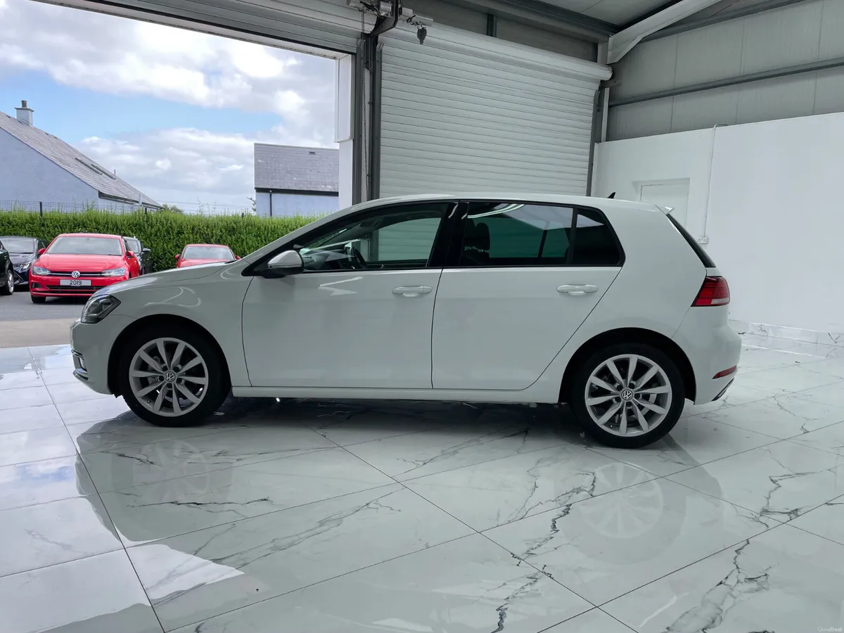 2019 Volkswagen Golf - Image 6