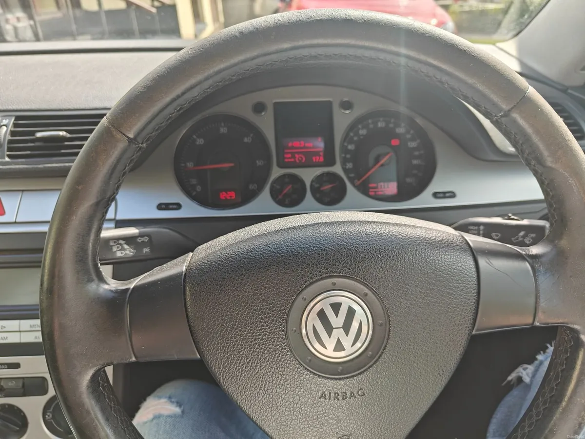 Volkswagen Passat 2007 TDI SE 140 bhp - Image 4