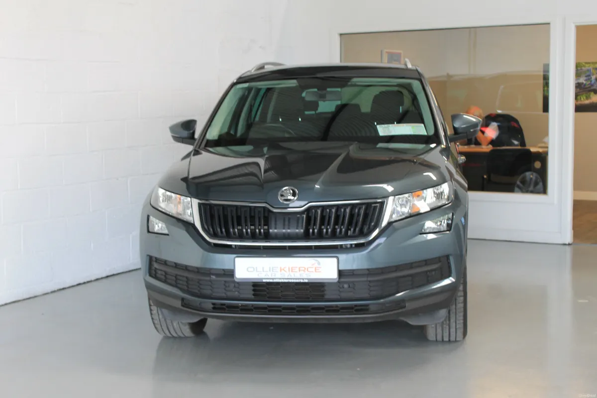 Skoda Kodiaq 2020, Automatic 7 Seater FSH - Image 2