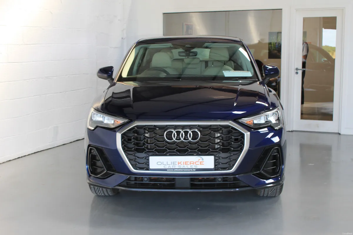 Audi Q3 2023, SE Sportback TFSI Automatic - Image 2