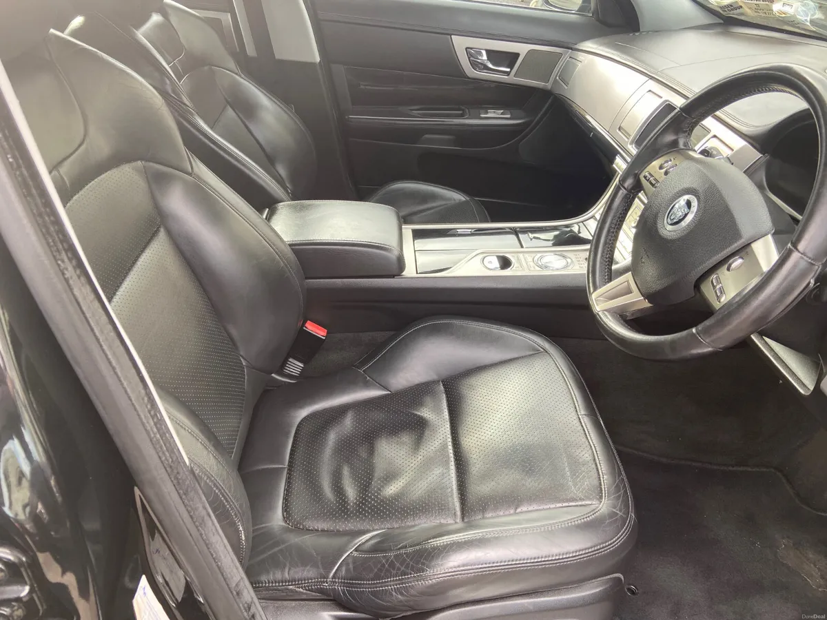 JAGUAR XF 3.0D S NEW NCT - Image 6