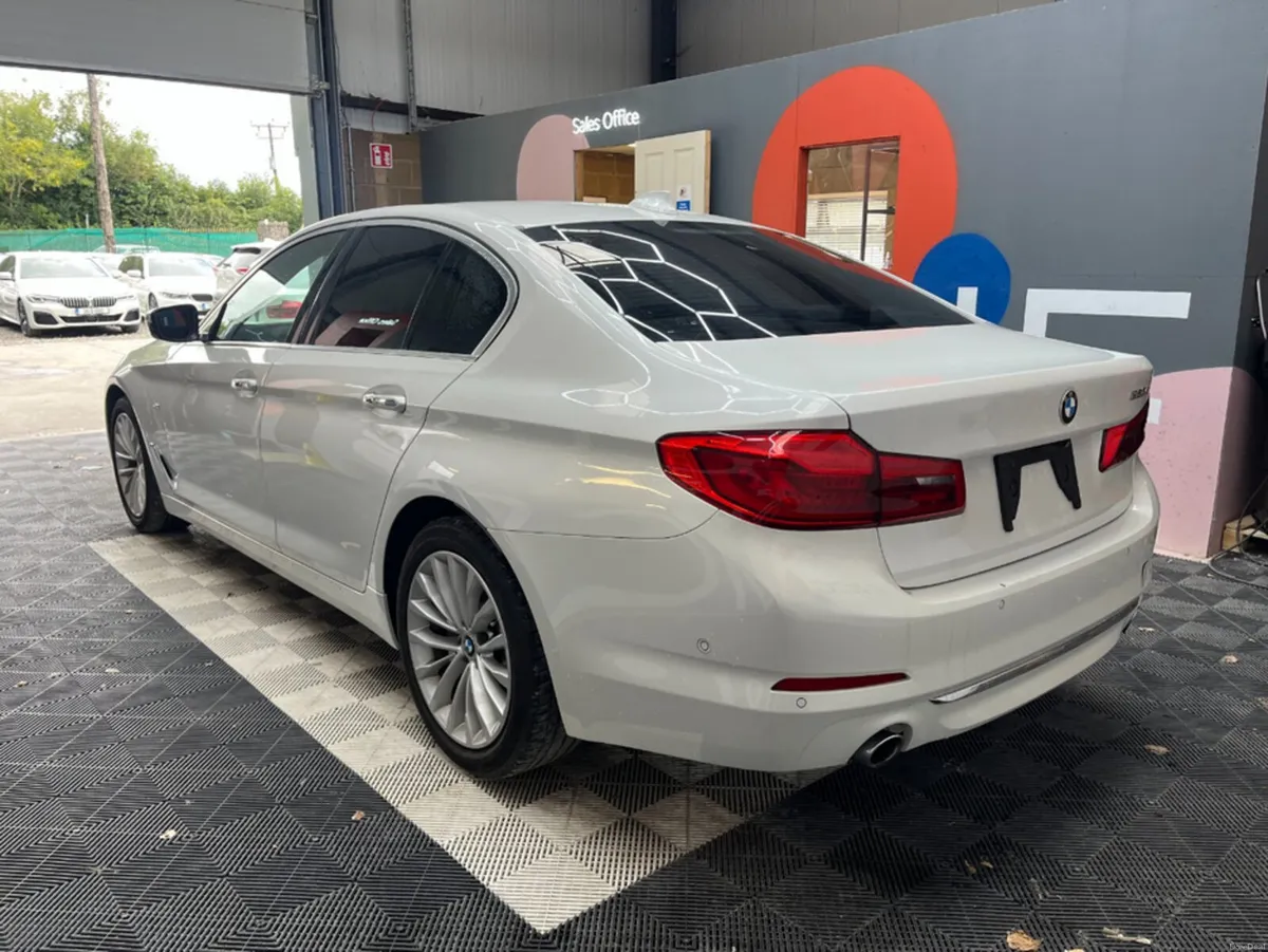 BMW 5-Series 2017 BMW 5 SERIES 523d LUXURY 2.0 AUT - Image 5
