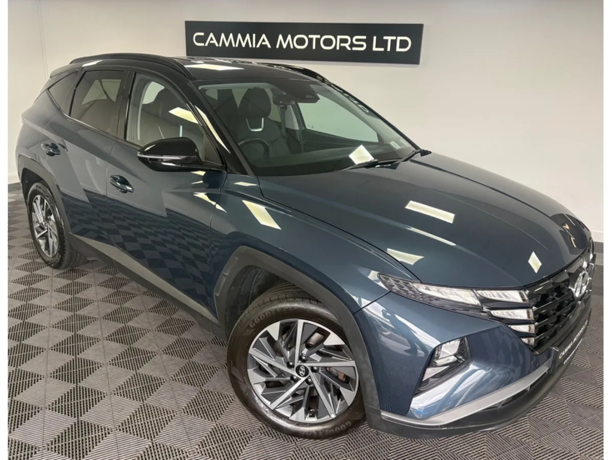 Hyundai Tucson IX35 EXECUTIVE TWO TONE ROOF 5DR - Image 1