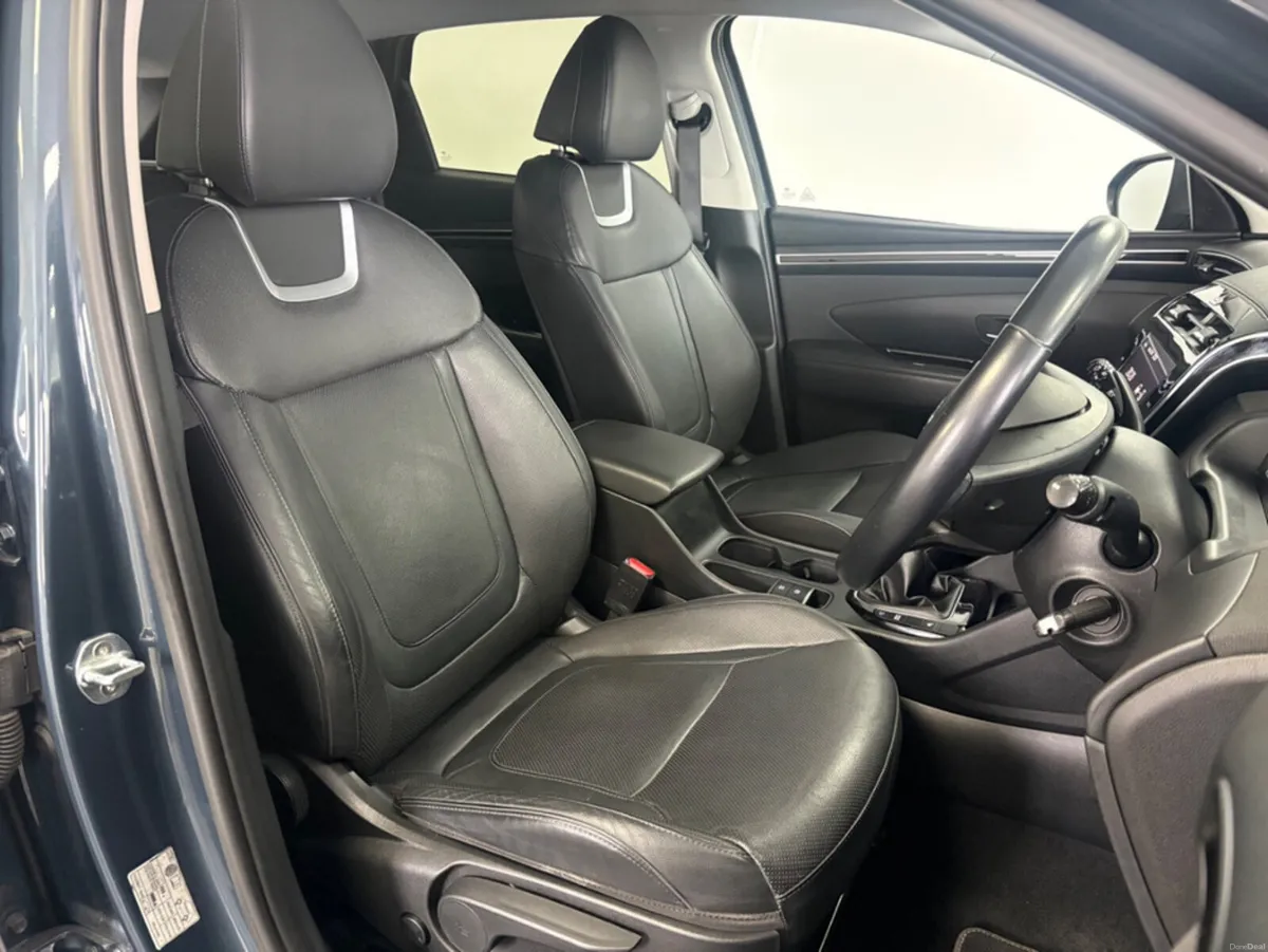 Hyundai Tucson IX35 EXECUTIVE TWO TONE ROOF 5DR - Image 5
