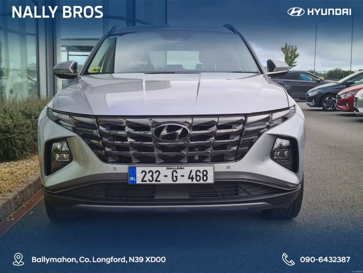Hyundai Tucson IX35 EXECUTIVE PLUS 5DR - Image 2