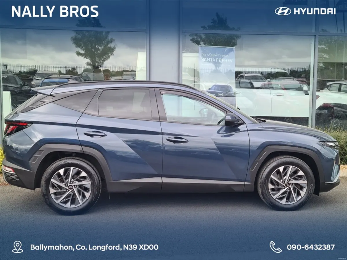 Hyundai Tucson IX35 EXECUTIVE 5DR - Image 3