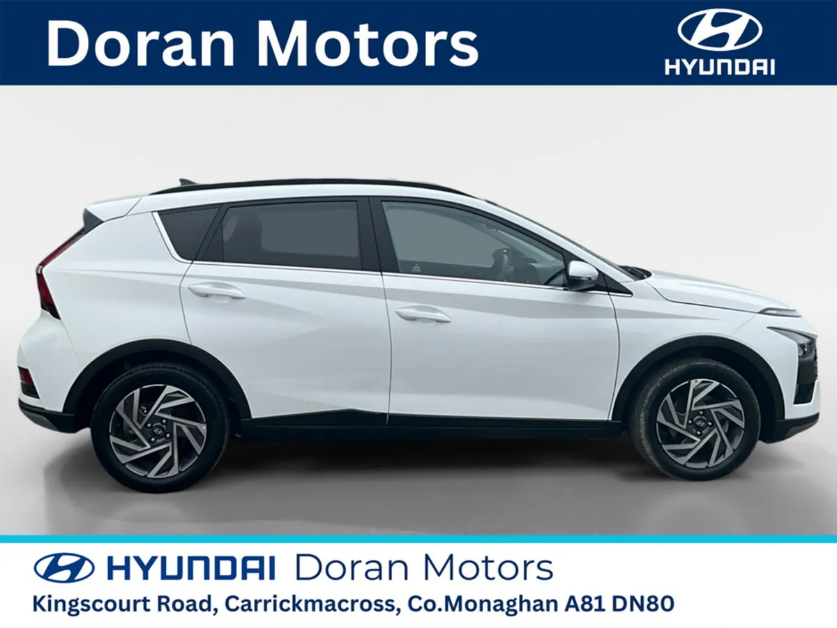 Hyundai Bayon EXECUTIVE AUTOMATIC 5DR - Image 2