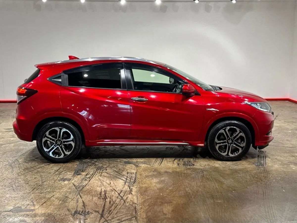 Honda Vezel 1.5 HYBRID AUTOMATIC - CRUISE CONTROL - Image 2