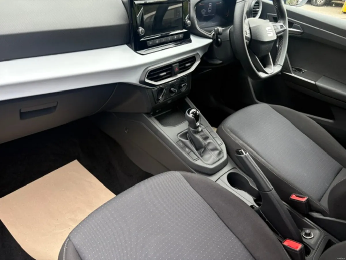 SEAT Ibiza 2024 - Image 6