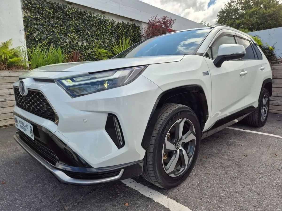 Toyota RAV4 2.5 PHEV / PRIME TOP SPEC / 300BHP AWD - Image 1