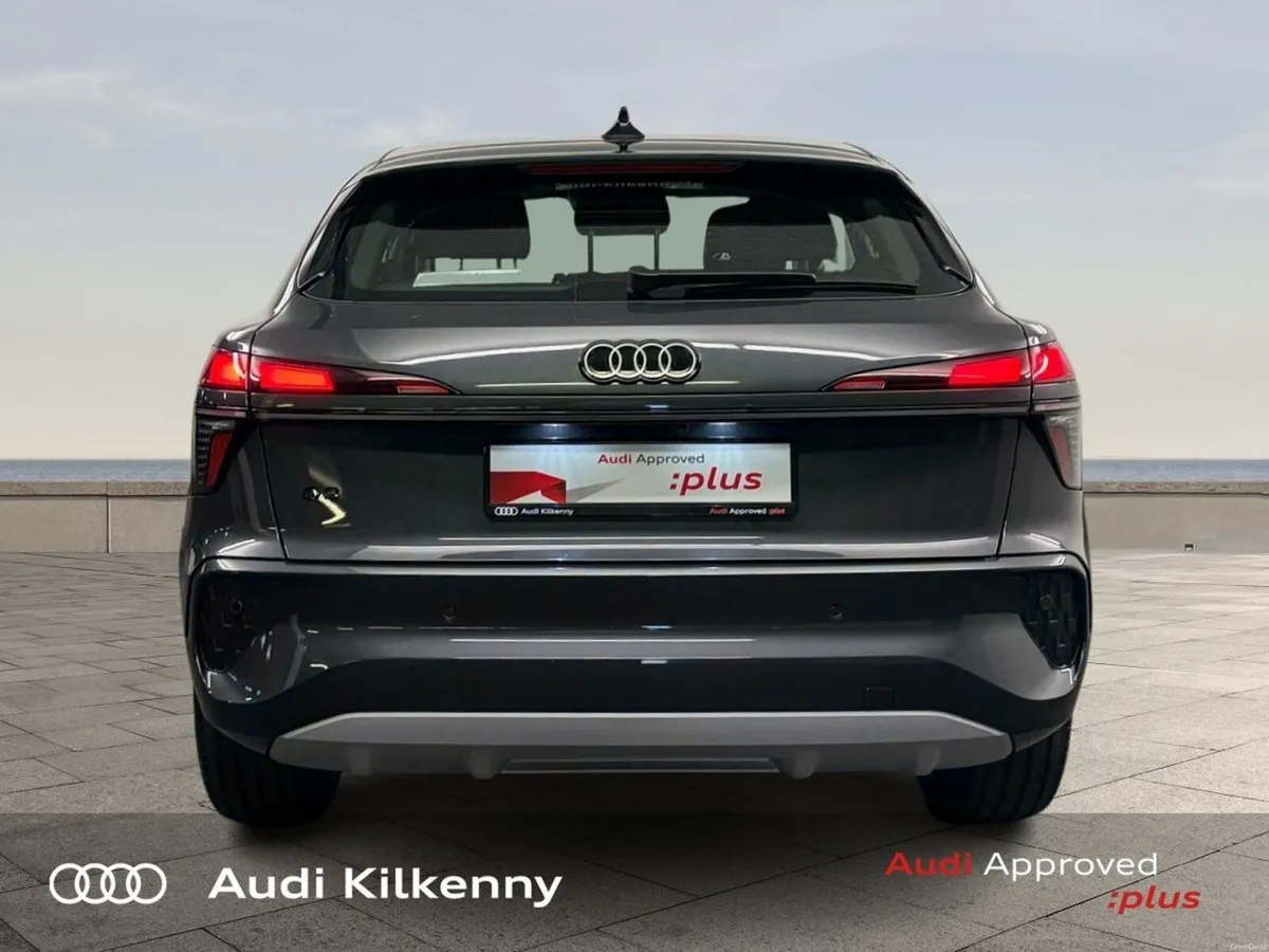 Audi Q3 Sportback 35 TDI 150HP S Tronic SE with Co - Image 6