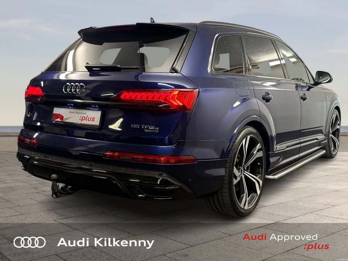Audi Q7 55 TFSI e S Line Black Edition with 22 Inc - Image 5