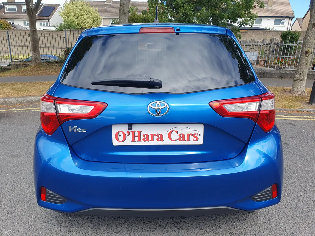 2017 Toyota Yaris 1.0vvti Automatic - Image 5