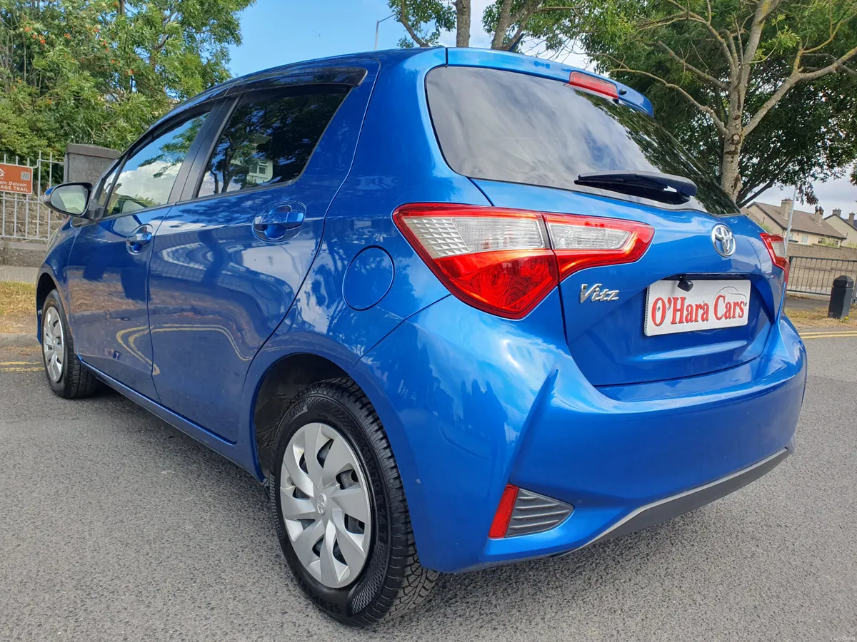 2017 Toyota Yaris 1.0vvti Automatic - Image 4