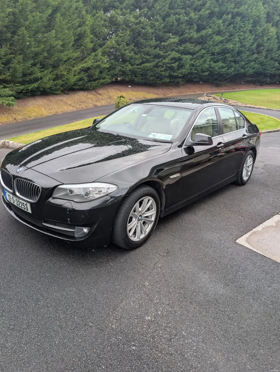BMW 5-Series 2012 - Image 6