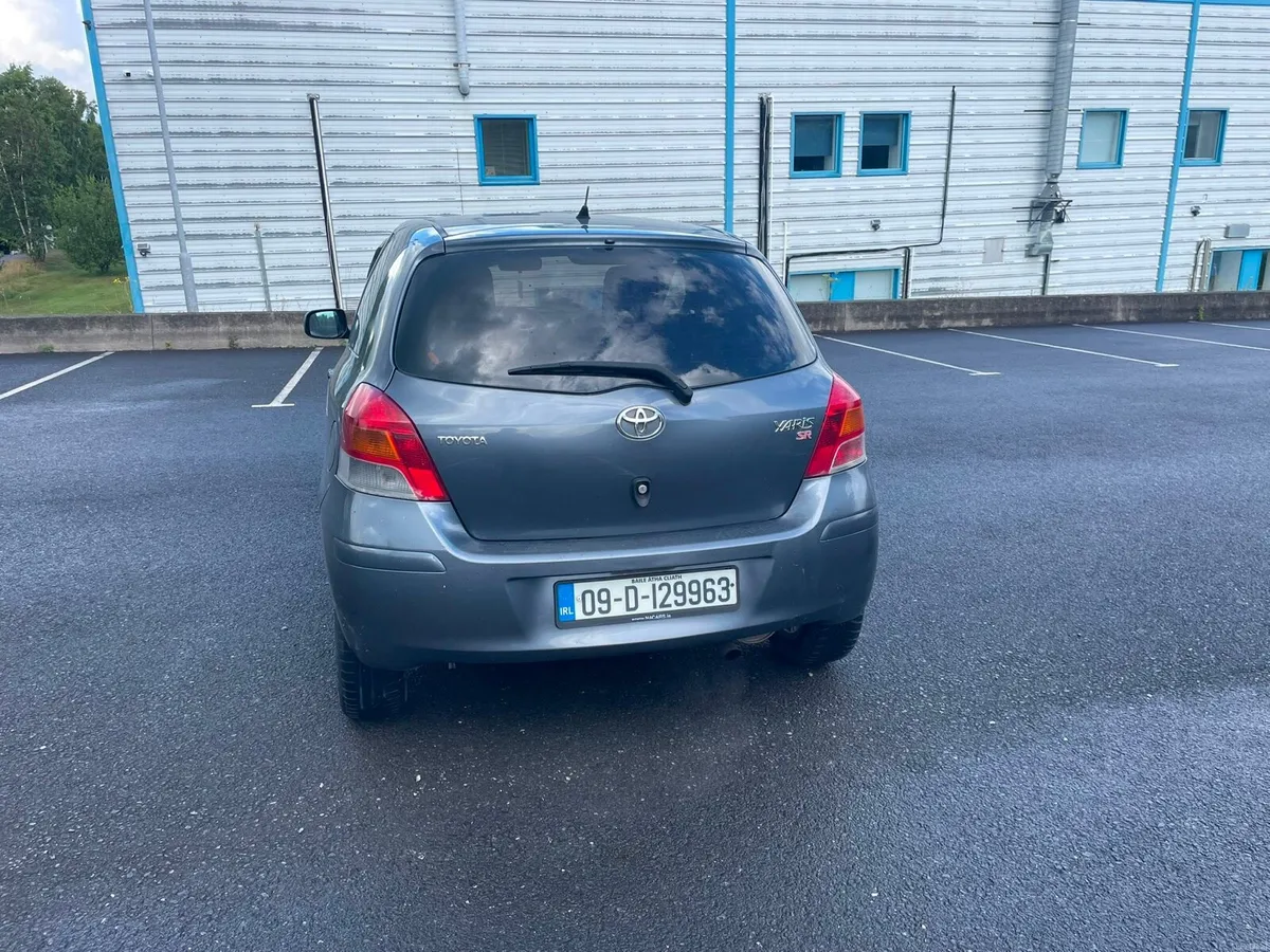 2009 Toyota Yaris - Image 6