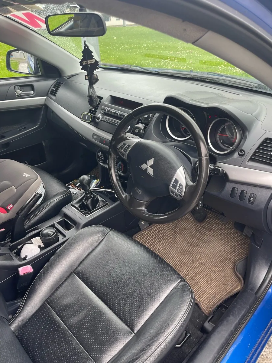 Mitsubishi lancer 2.0d - Image 6