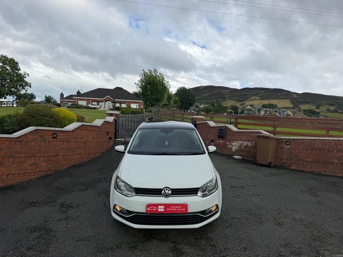 2016 Volkswagen Polo - Image 3