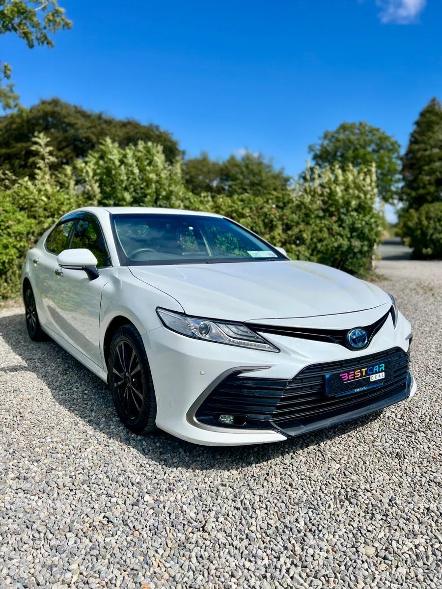 2021 Toyota Camry 2.5 Hybrid Automatic - Image 2