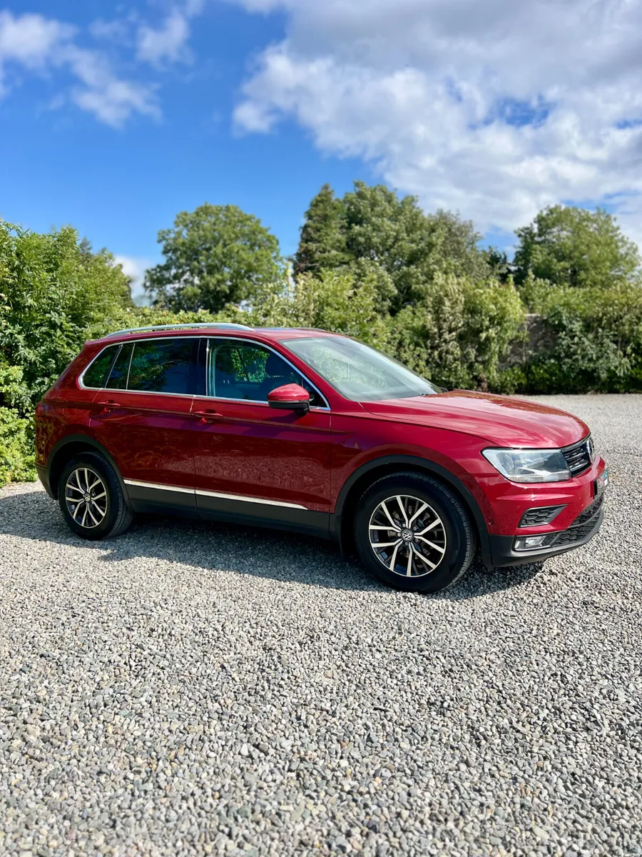 2017 Volkswagen DEPOSIT TAKEN - Image 3