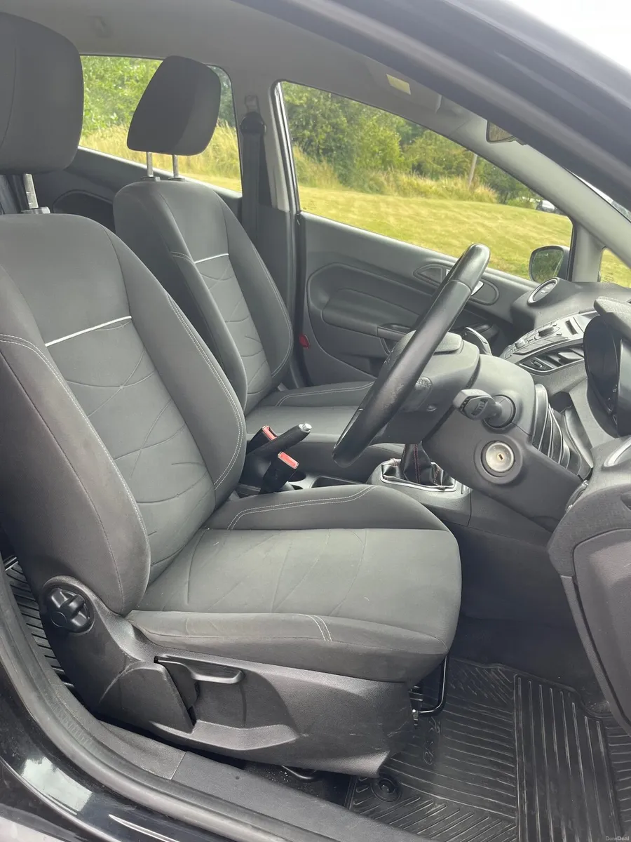 Ford Fiesta 2013 - Image 6