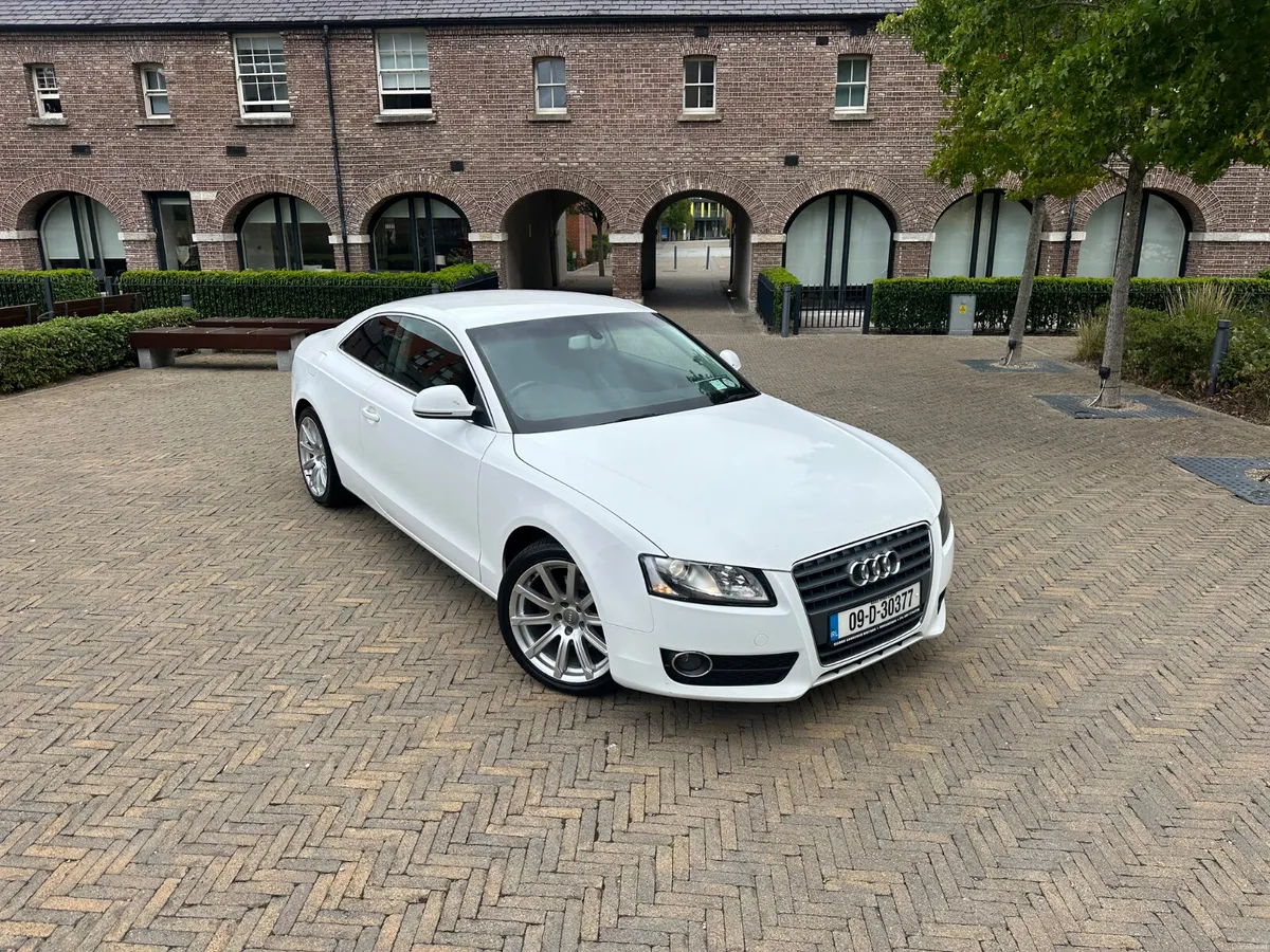 Audi A5 2009 - Image 2