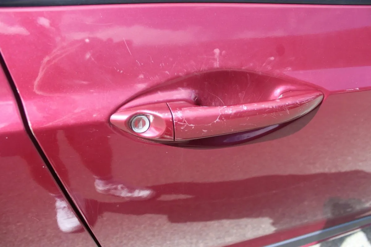 Hyundai i10 1.0 Premium - TENDER 25 - GRINDING IN - Image 3
