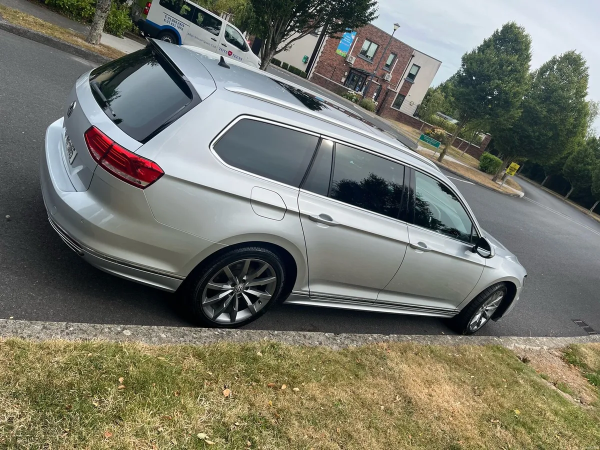 Volkswagen Passat 2018 - Image 4