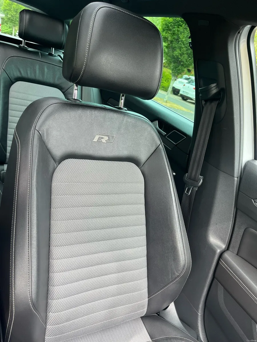 Volkswagen Passat 2018 - Image 5