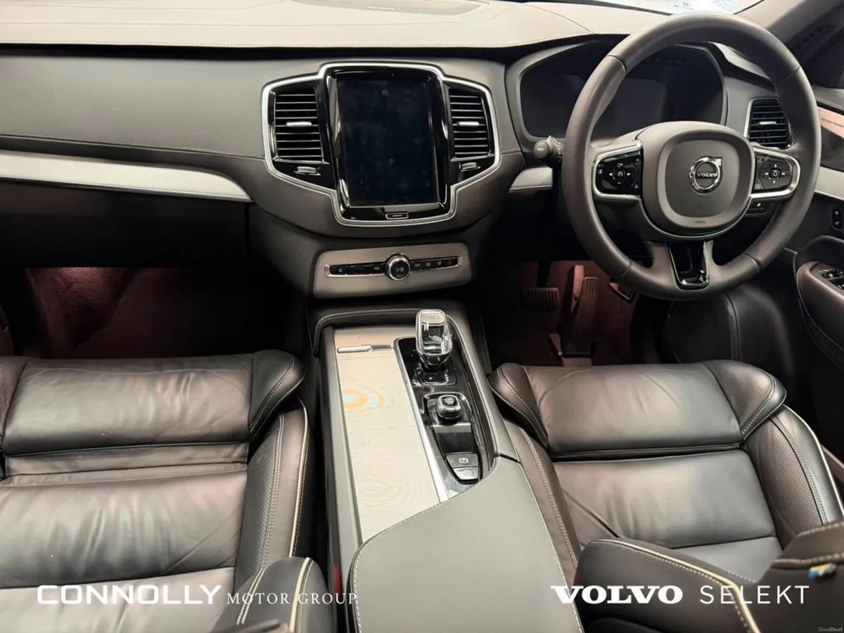 Volvo XC90 T8 PHEV 455hp Plus (Dark Theme) - Image 4