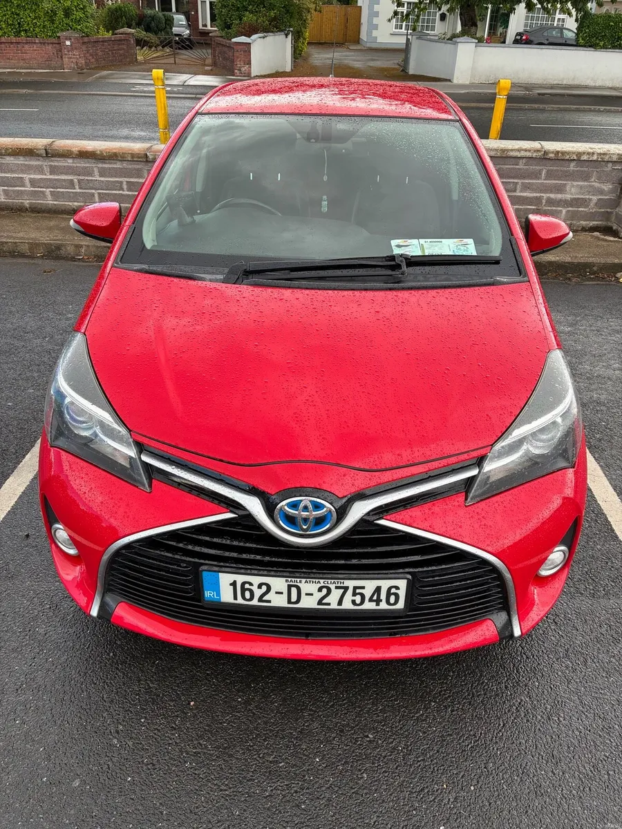 Toyota Yaris 1.5 Petrol Hybrid Excel Automatic - Image 2