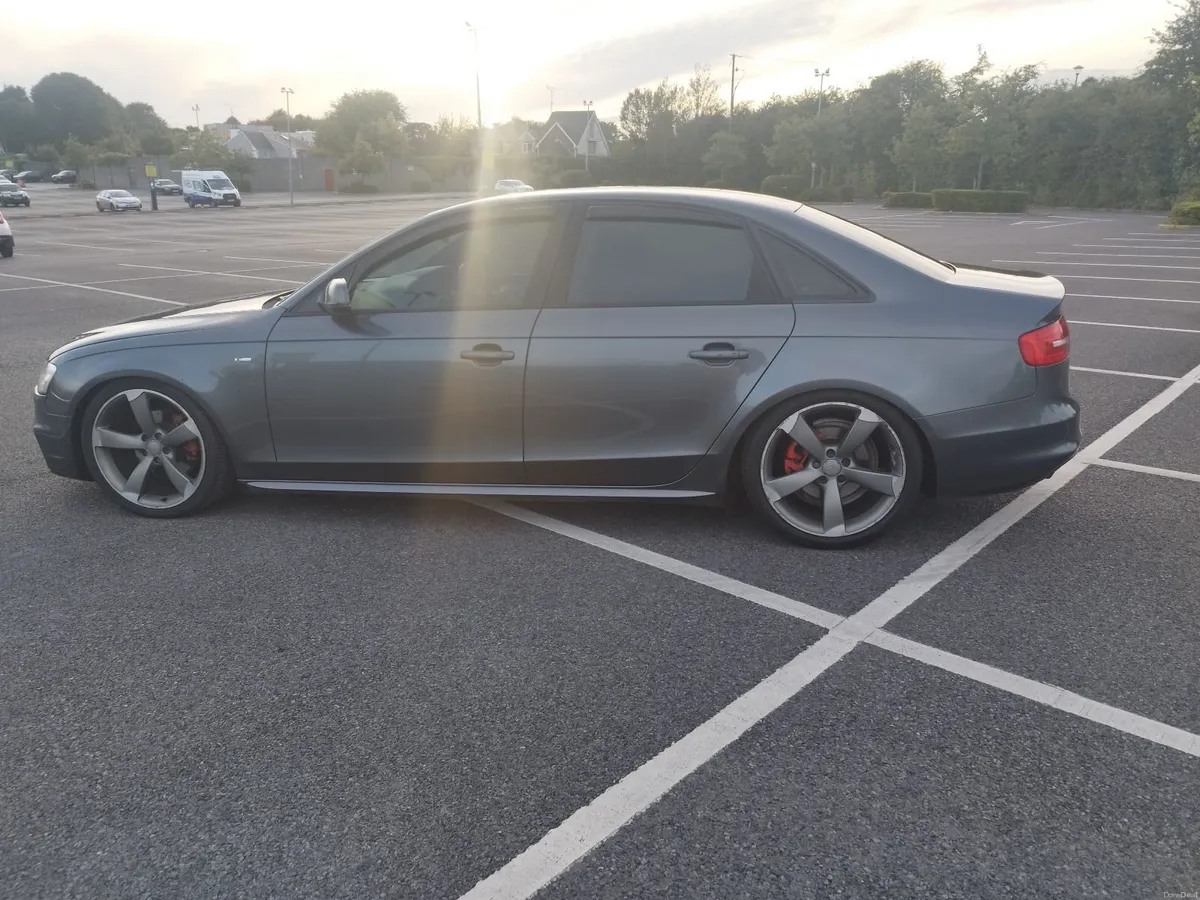 Audi A4 2012 sline black pack - Image 3