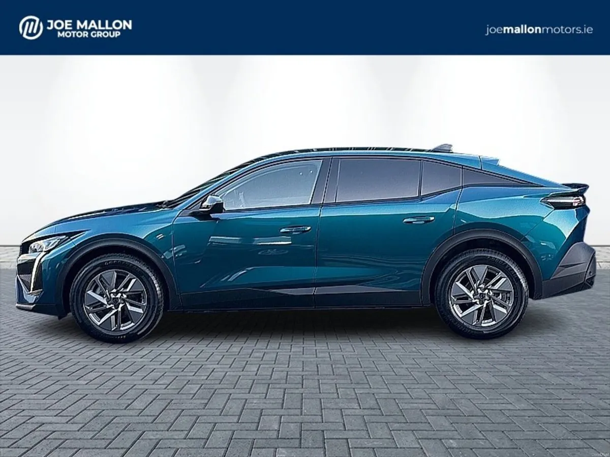 Peugeot 408 1.2 Allure Hybrid - Image 4