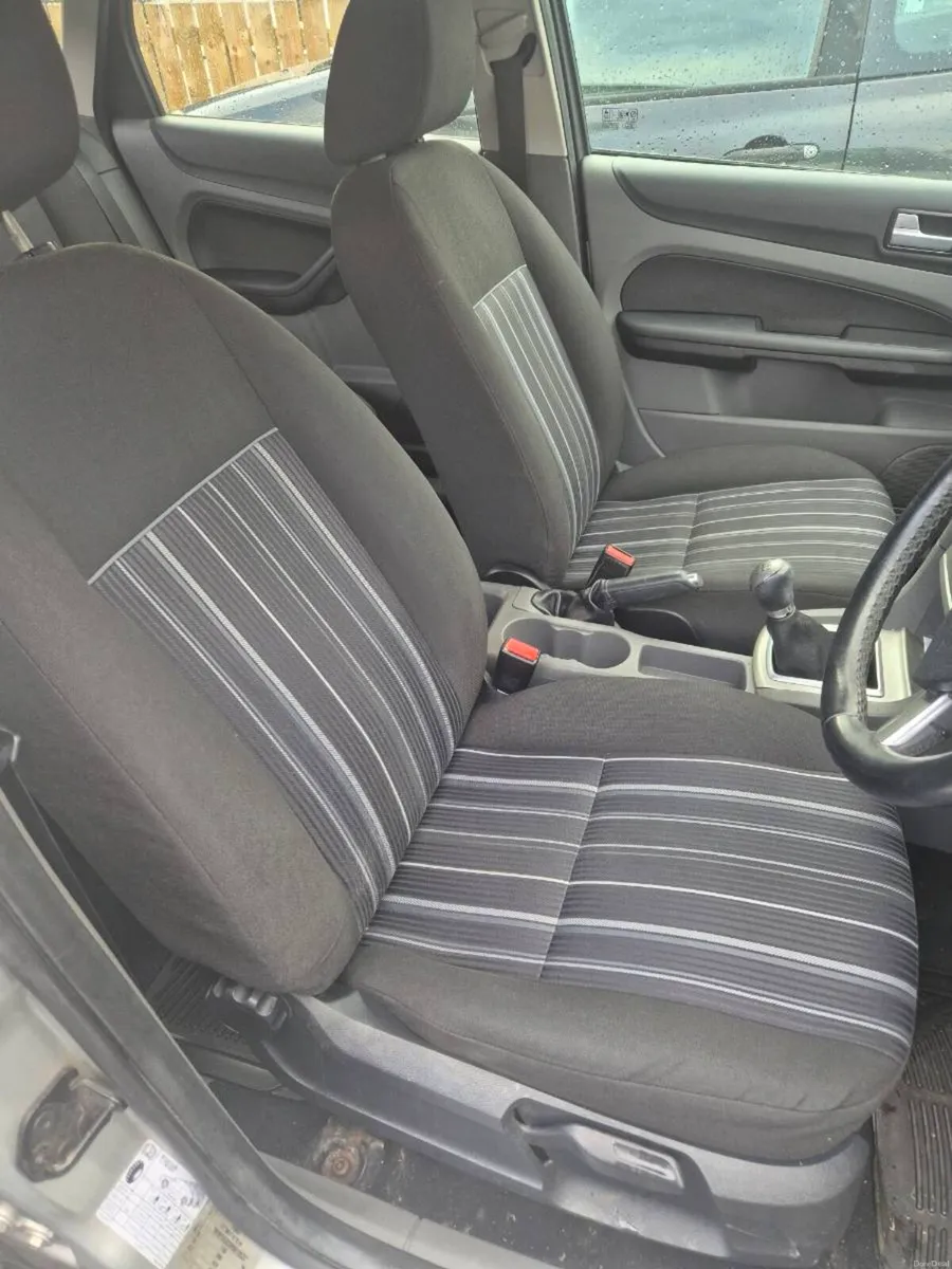 Ford focus - Image 6