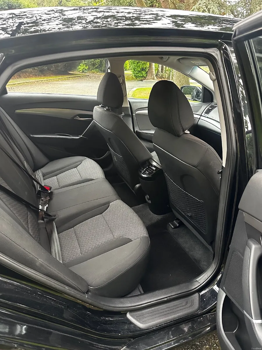 Hyundai i40 low mileage (07-27 NCT) - Image 5